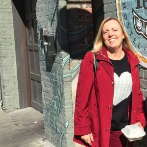 Meet your Posher, Julie